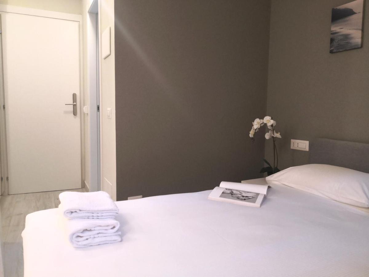 Luxury Apartment Near Niguarda Graziano39 Milano Eksteriør billede